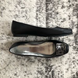 NWOT Calvin Klein - Princeton Leather Flats
